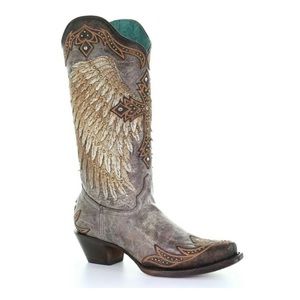 Corral ladies brown wings and cross. Embroidery with crystals.